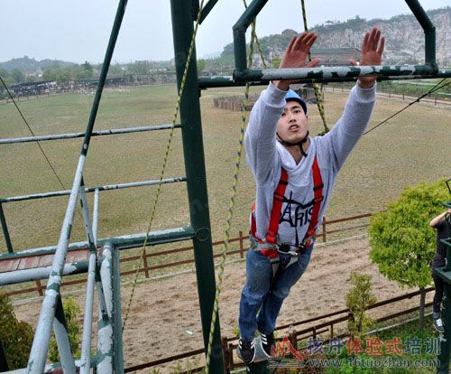 核舟拓展公司 昆山海關(guān)拓展培訓(xùn)報(bào)道