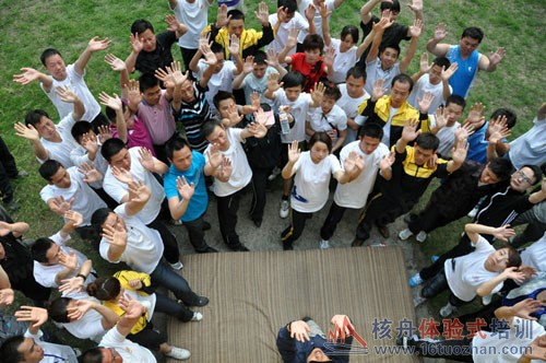 核舟石湖拓展培訓(xùn)基地 老鷹訓(xùn)練營(yíng) 大腦銀行 求生墻